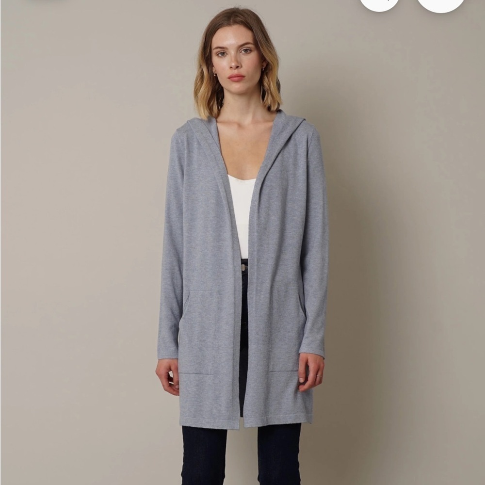 Cyrus open hoodie cardigan tan color in size Medium - Picture 1 of 8